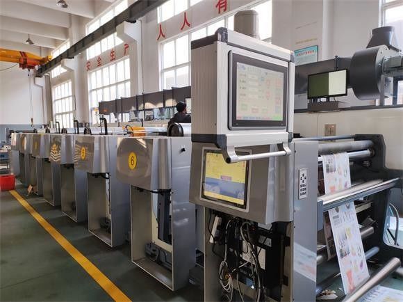 Hot Selling 4 Color High Speed Flexo Printing Machine Roll To Roll Flexographic Printing Machine Flexographic Printer
