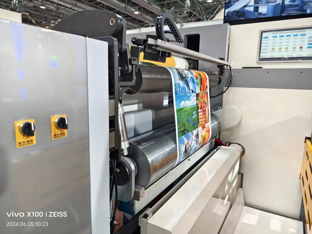 Sleeve Type Flexo Printing Machine with Infeed and Outfeed Sections for Smooth Operation